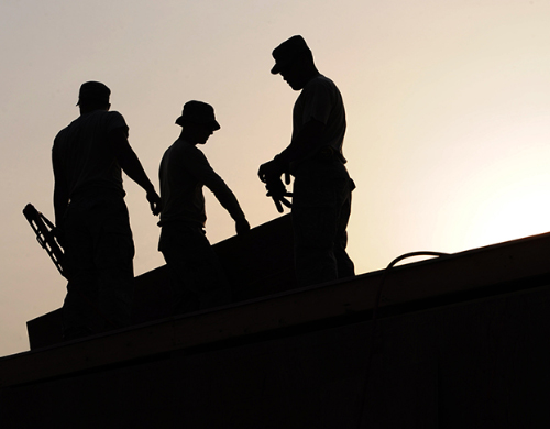 沈陽網站建設公司軍人品質服務可靠祝全國客戶朋友們五一切快樂！